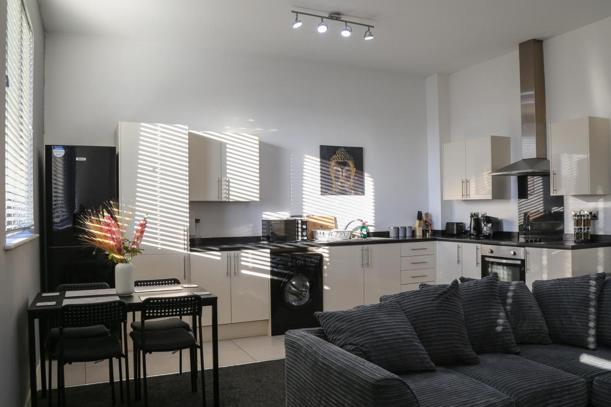 Luxurious & Lavish Salford Quays Free Parking Apartment แมนเชสเตอร์ ภายนอก รูปภาพ
